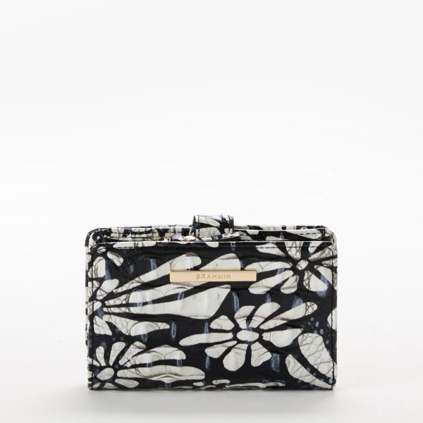 Joanngawlik.shopfdc2f3eb9e 1